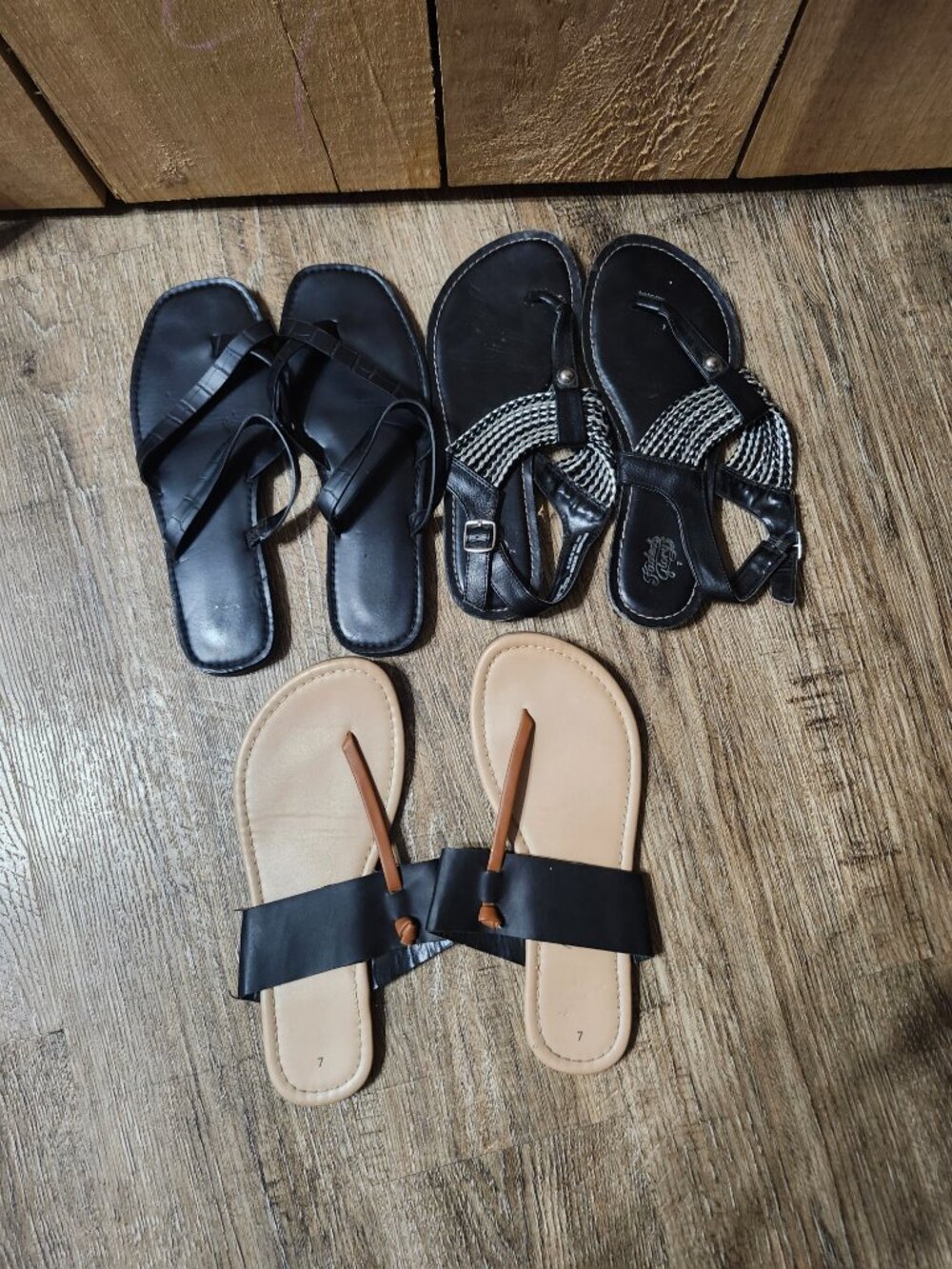 Faded Glory/unbranded womens sandals  size 7